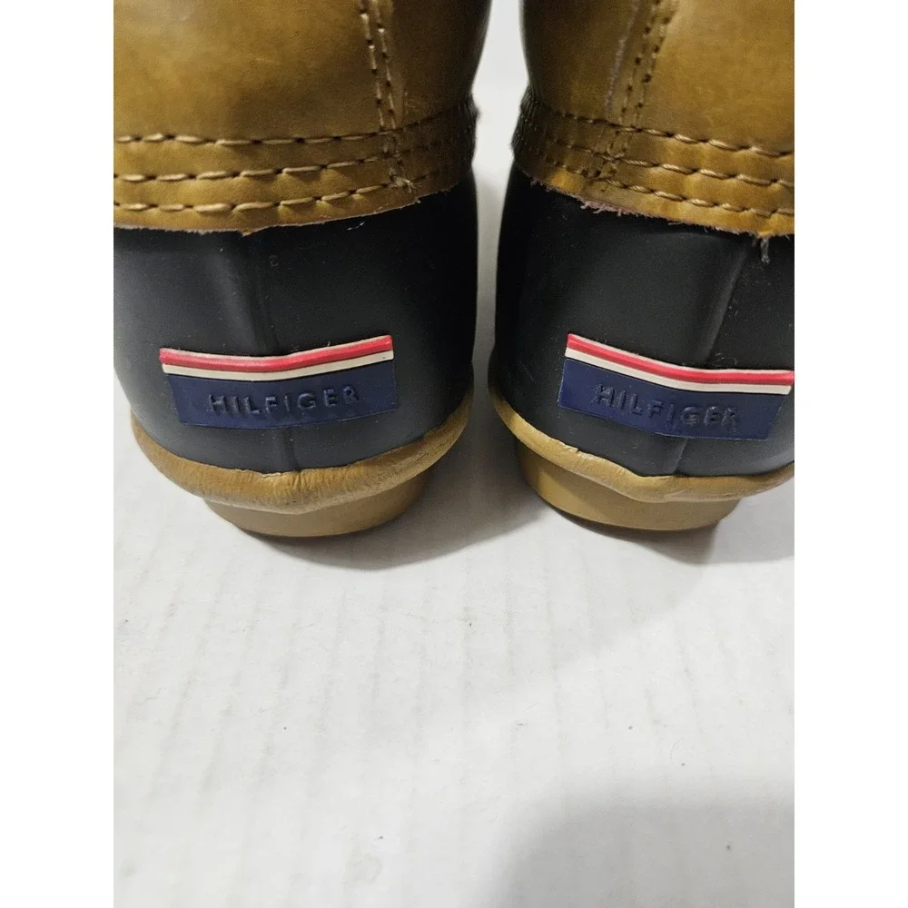 Tommy Hilfiger Russel Duck Rain Boots Neutral‎ Size 6.